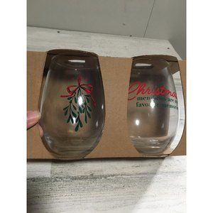 Christmas memories & holly 5” clear glass wine glasses NWT